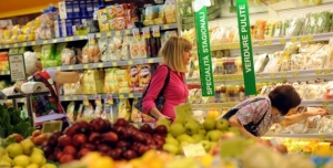 donne-supermercato alimenti