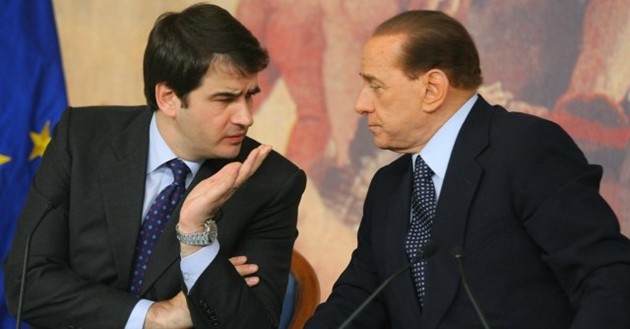 Berlusconi ‘depenna’ Fitto. L’ex governatore: “Un grave errore”