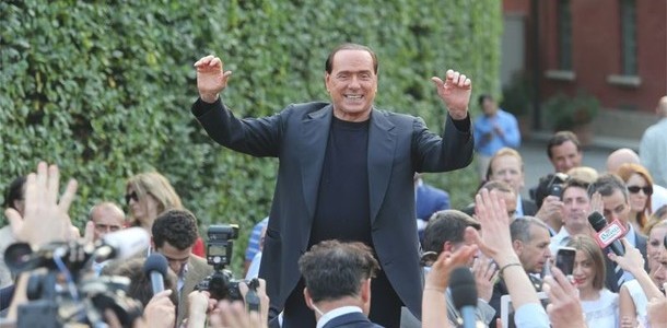 Silvio torna a far paura alla sinistra