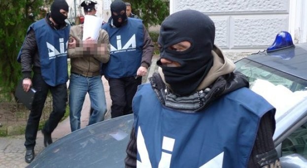 ARRESTO-CARABINIERI dia mafia