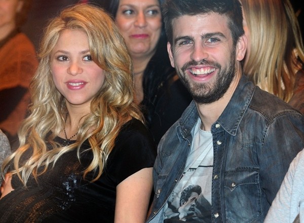 Shakira-incinta.pique_