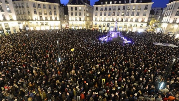 Charlie Hebdo, due milioni di persone in piazza a Parigi
