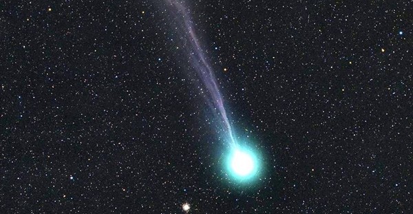 La cometa Lovejoy passa sull’Italia, per vederla basta binocolo