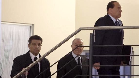 o-FOTO-SILVIO-BERLUSCONI-570