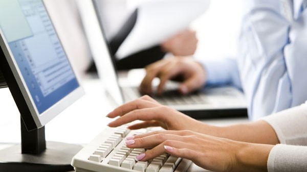 images_nuova_computer-pc-lavoro