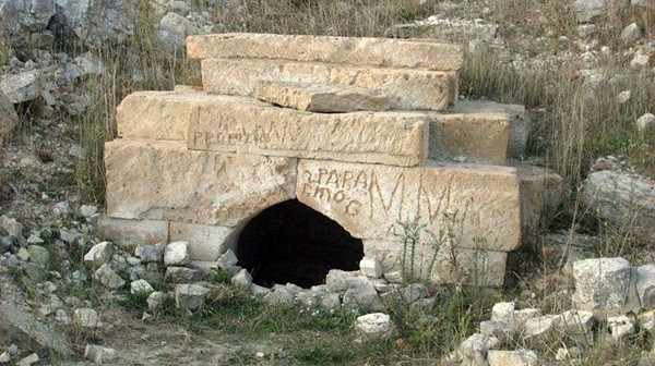 Dopo 129 anni tornano a Sambuca di Sicilia i reperti “Tomba della Regina”