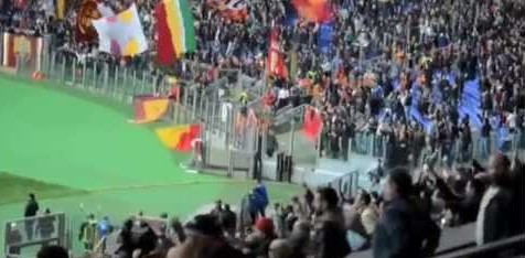 Calcio: Roma-Napoli, striscioni contro mamma Ciro Esposito