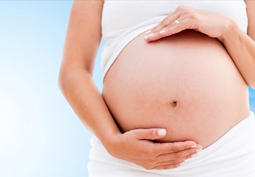 Nascono pochi bimbi, italiani male informati su cure infertilità