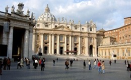 Vaticano-Francia, trapela cautela su rifiuto a ambasciatore d'Oltralpe gay