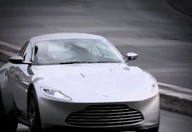 Dal set romano di "Spectre", Aston Martin contro Jaguar