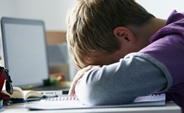Cyberbullismo, studio rivela che i giovani sottovalutano rischi