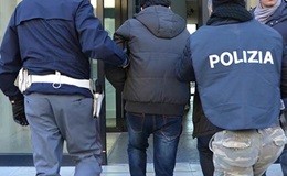 arresto-polizia manette260x160