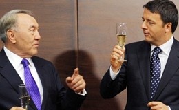 Contrattempo per Renzi: chiuso in ascensore con Nazarbayev