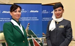 Alitalia lancia sfida globale, nuovi brand e livrea (VIDEO)