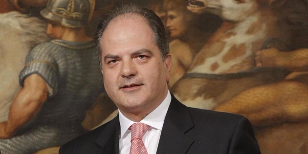 o-GIUSEPPE-CASTIGLIONE-facebook