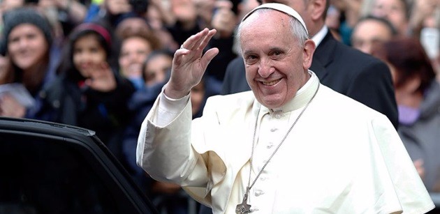Papa riabbraccia la sua famiglia, pranzo piemontese-argentino