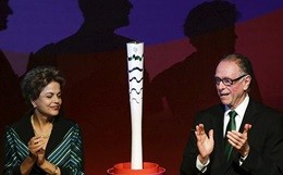Olimpiadi 2016: a Brasilia presentata la torcia