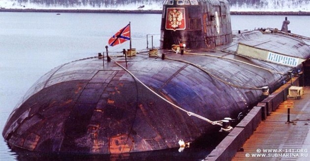 01-k141-kursk-02-sommergibile