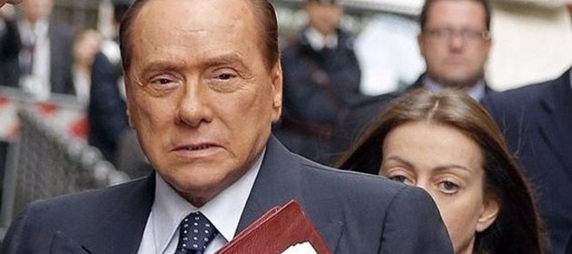 Berlusconi sempre in trincea: "Matteo è un premier abusivo, torno in campo e vinciamo"