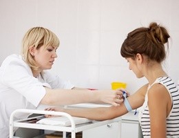 Cancro al seno: test del sangue può anticipare recidive