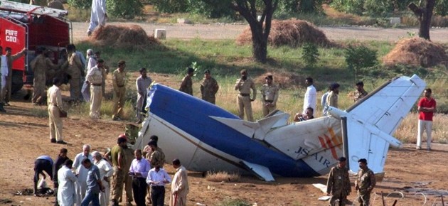 pakistan_disastro_aereo_eni_karachi