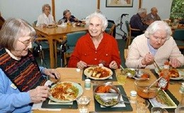Ricerca, quando l'alimentazione è un rischio per gli anziani
