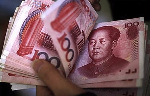 Cina, terza svalutazione consecutiva dello yuan: oltre l'1%