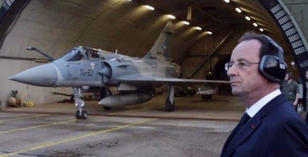 La Francia prepara l’attacco all’Isis, effettuati primi voli sulla Siria
