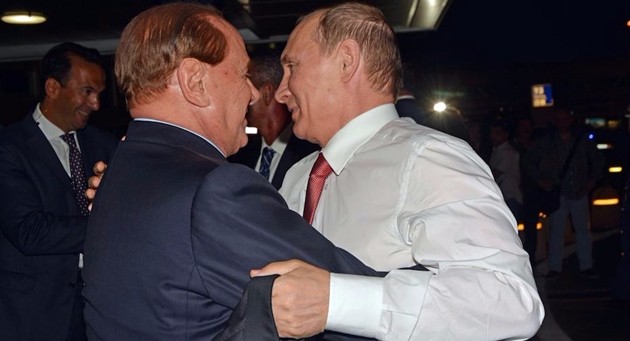 Putin con Berlusconi promette riabilitazione italiani di Crimea