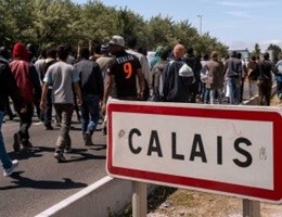 calais-migranti-lettera-300x225