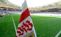 Bundesliga: vietati abbracci, strette di mano e sputi