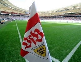 Bundesliga: vietati abbracci, strette di mano e sputi