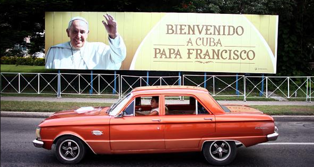 Il Papa a Cuba: "Credo che oggi il mondo sia assetato di pace"