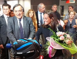 Roberta Vinci arriva a Palermo. Accoglienza in aeroporto