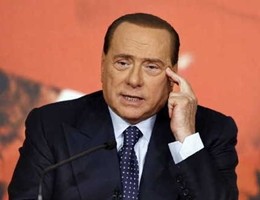 Silvio Berlusconi arriva al summit del Ppe a Madrid