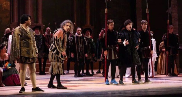 Teatro Bellini di Catania, in scena un Rigoletto senza anima