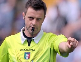 Rivoluzione per gli arbitri calcio, potranno andare in tv