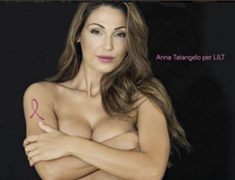 Anna Tatangelo nuda per la lotta contro i tumori. E la foto fa scandalo