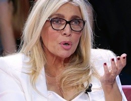 Mara Venier: “Che spavento, non riuscivo più a camminare”