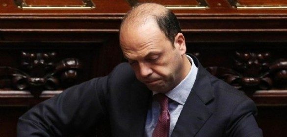 Ncd in soffitta, nasce Alternativa popolare. Alfano: “Il nostro campo di gioco è il centro”