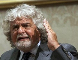 Il Pd vuole licenziare il giornalista Giannini. Grillo: per lui olio di ricino piddino. Cdr: “Indignazione”
