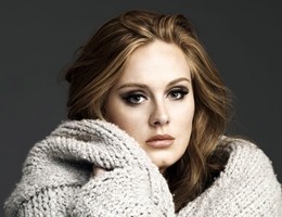 Adele dal palco al set,  la cantante reciterà in una commedia