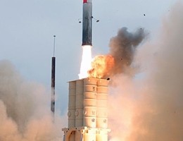 Israele, testato con successo missile intercettore da alta quota
