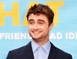 L’ex Harry Potter, Daniel Radcliffe, ha un patrimonio di 80 milioni di euro