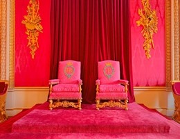 Throne-Room-