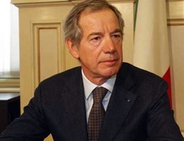 La “vendetta” di Bertolaso: al ballottaggio il mio voto andrà “senz’altro a Giachetti”