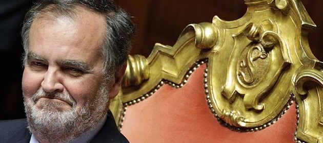 Calderoli denuncia: l'Italia ha svenduto a Francia parti di Liguria e Sardegna