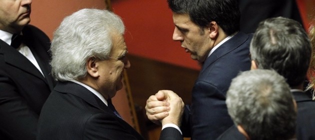 Governo sotto al Senato, avviso di Verdini a Renzi. E Ap si spacca