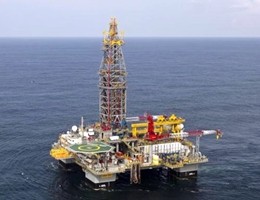 piattafroma-petrolifera idrocarburi