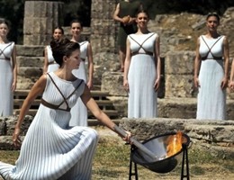 Rio-2016-accesa-la-fiaccola-ad-Olimpia-2-645x420